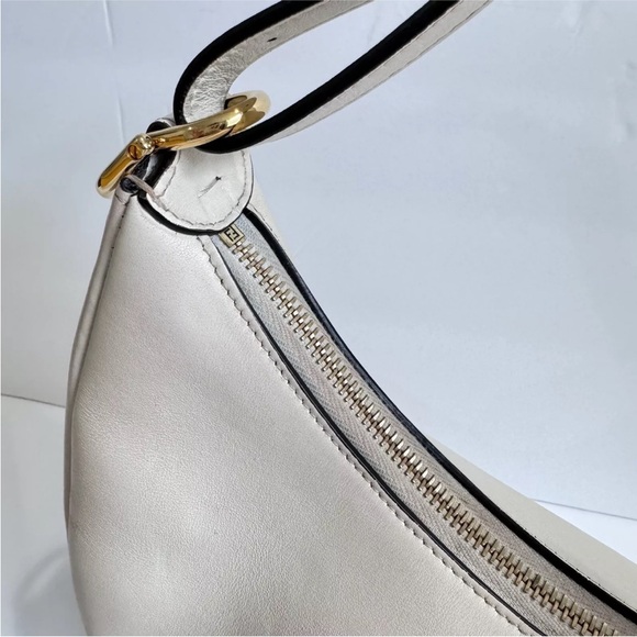 Fendi Fendigraphy Small White Leather Hobo Shoulder Bag Gold Hardware Full Set - Picture 8 of 16
